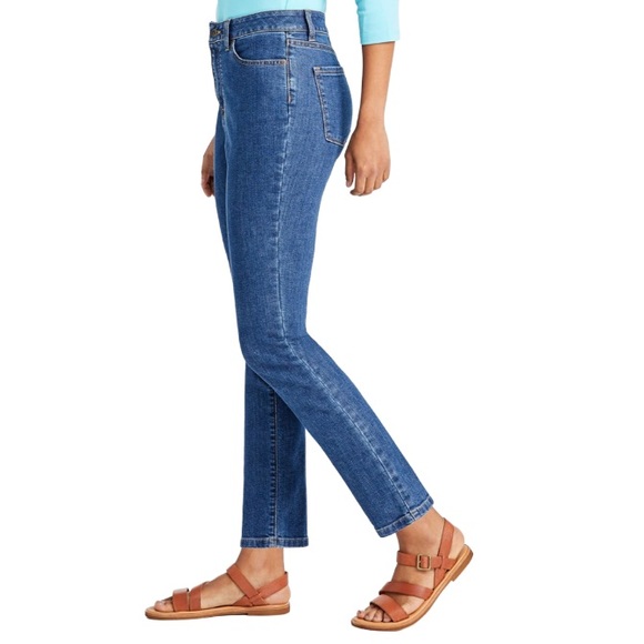 L.L. Bean High-Rise Classic Fit Straight Leg Women’s Jeans - Size: 2 Regular - Picture 17 of 17